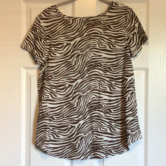 Set of 4 Short Sleeve Shirts - Picture 11 of 13